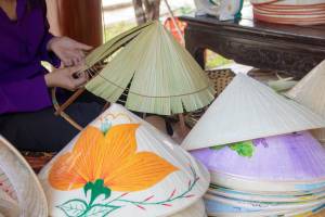 Chapeau conique du Vietnam