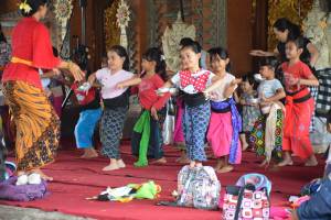 Chanson, jeu et danse