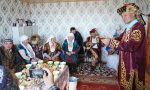 Le Nawrouz, Novruz, Nowrouz, Nowrouz, Nawrouz, Nauryz, Nooruz, Nowruz, Navruz, Nevruz, Nowruz, Navruz