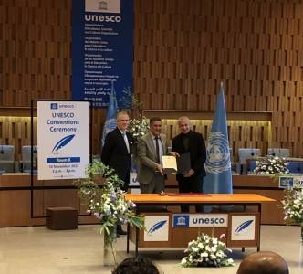 Libya deposing its instrument of ratification to the 2003 Convention during the Conventions Ceremony organized as part of the 42nd session of the General Conference of UNESCO.