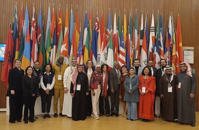 Participants à la réunion d’experts et représentant du Ministère de la Culture du Royaume d’Arabie Saoudite lors du quatrième atelier d’initiation tenu au siège de l’UNESCO le 11 mars 2024.