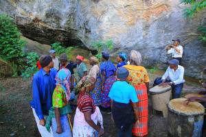 La danse spirituelle mwazindika de la communauté Daida du Kenya
