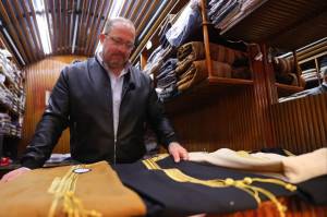 Bisht (men's Abaa): skills and practices