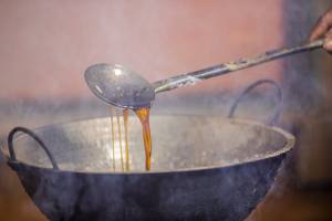Kithul Madeema/Kithul Kapeema, an ancient indigenous technology for tapping Kithul in Sri Lanka
