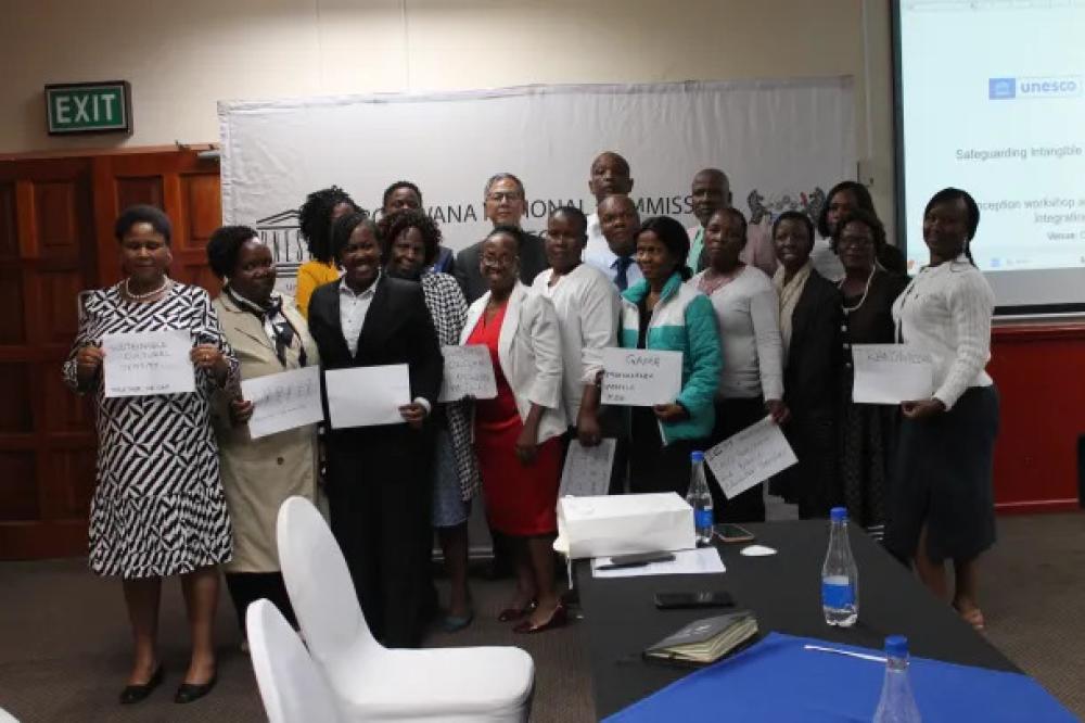 Participants in a workshop in Botswana to learn about the importance and methodologies to integrate living heritage into school-based education in Botswana, 2005.